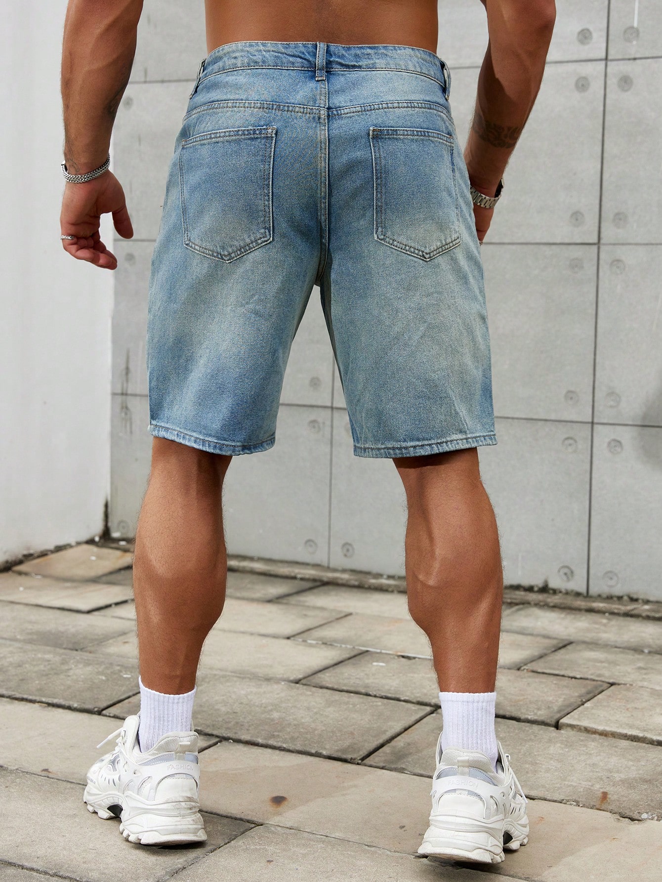 Short en jean déchiré pour hom - Streetwear Brands avis et prix